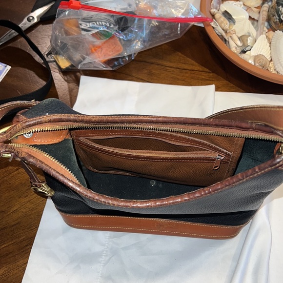 Dooney & Bourke black pebbled leather shoulder bag - Picture 8 of 16